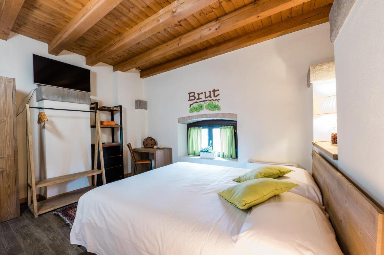Smart San Martino Hotel Paratico Exterior photo